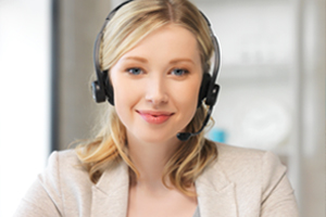 Telefonista de atención al cliente para publicar esquelas en EL MUNDO